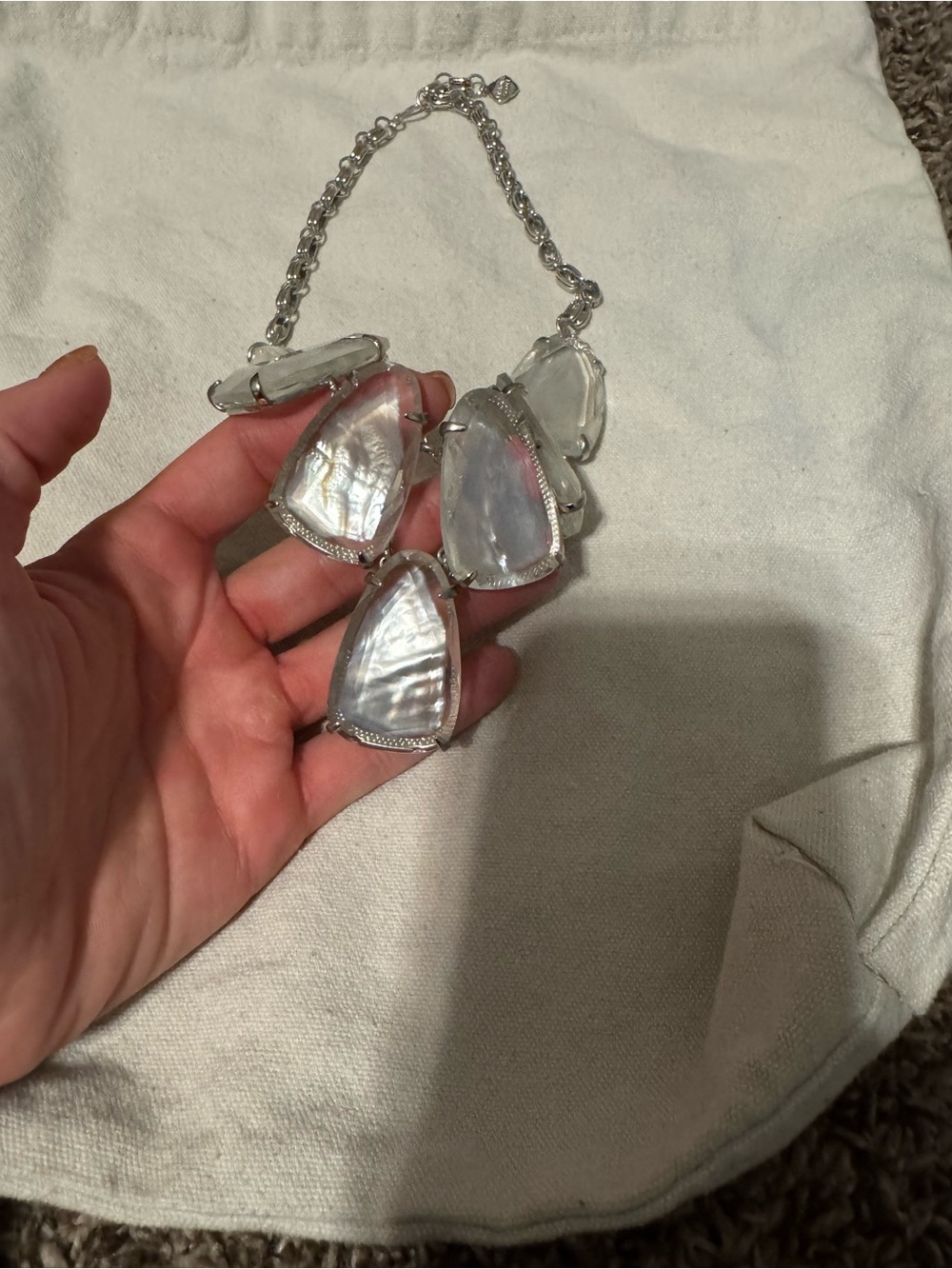 Kendra Scott Silver Ivory Pearl Harlow Statement Necklace - Picture 2 of 2